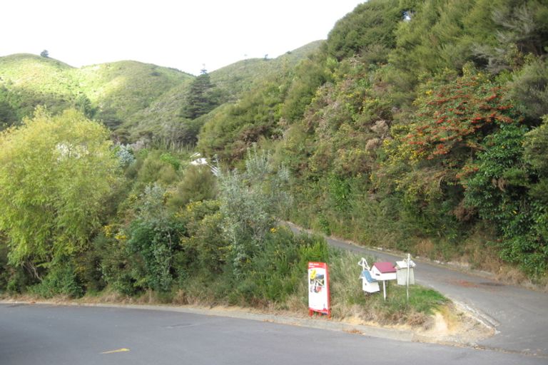 Photo of property in 11 Kerkwall Drive, Naenae, Lower Hutt, 5011