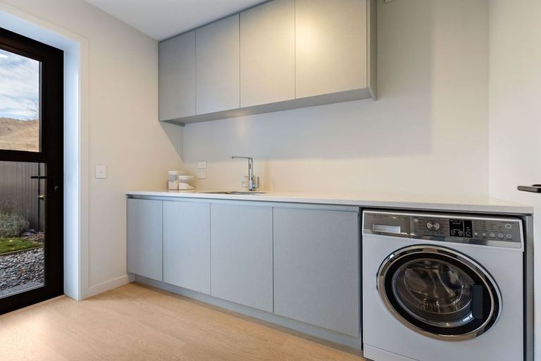 Photo of property in 33 Midlothian Avenue, Cromwell, 9310