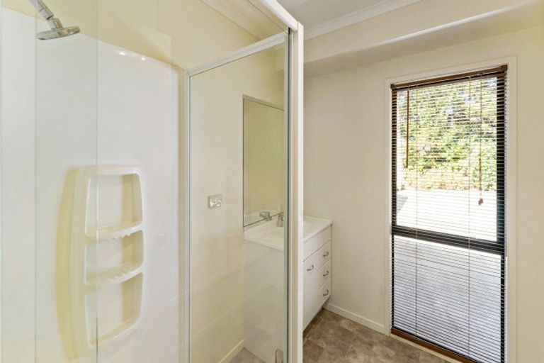 Photo of property in 83 Waipipi Wharf Road, Pollok, Waiuku, 2683