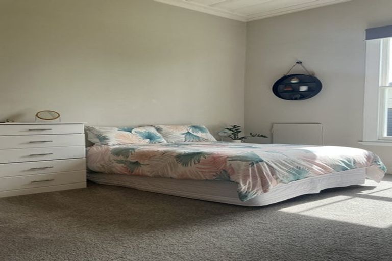 Photo of property in 4 Handley Place, Glen Avon, New Plymouth, 4312