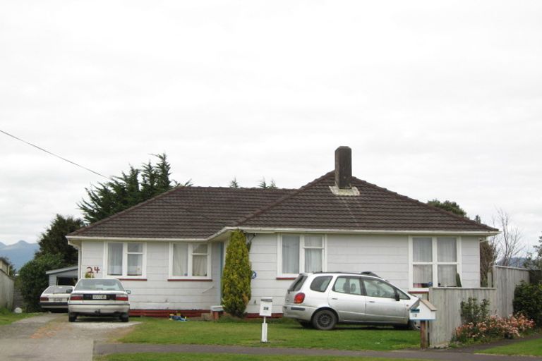 Photo of property in 24 Ridd Street, Lynmouth, New Plymouth, 4310