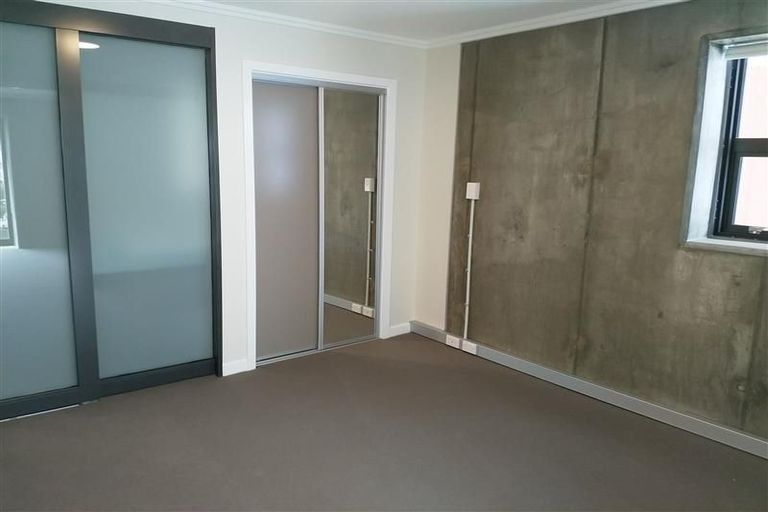Photo of property in Frame Apartments, 402/111u Molesworth Street, Thorndon, Wellington, 6011