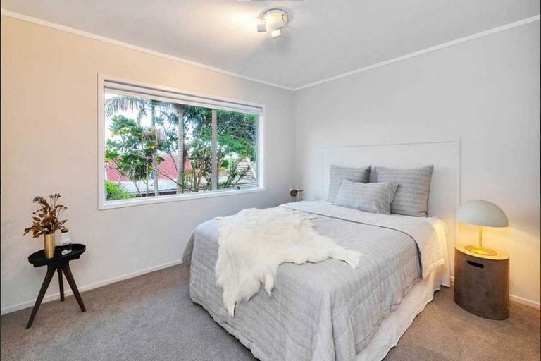 Photo of property in 2/7 Putney Place, Ranui, Auckland, 0612