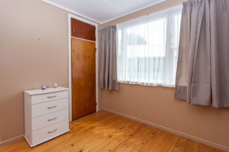 Photo of property in 136 Kiwi Road, Whangamata, 3620