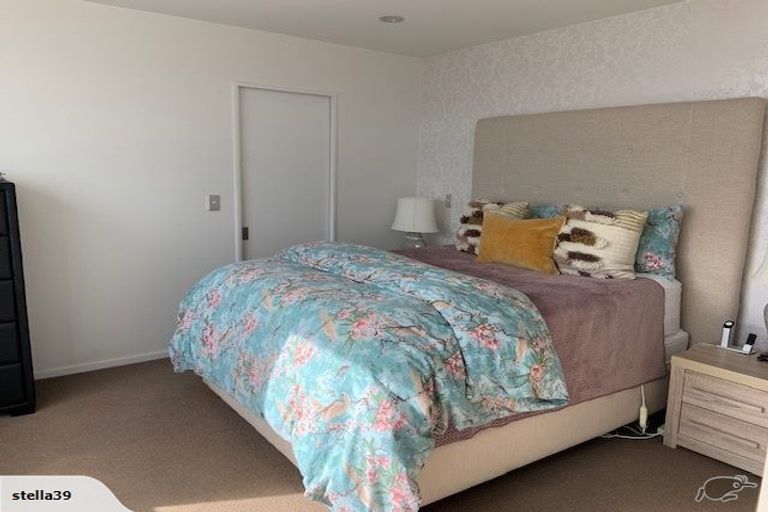 Photo of property in 6 Stoneyridge Close, Mount Pleasant, Christchurch, 8081