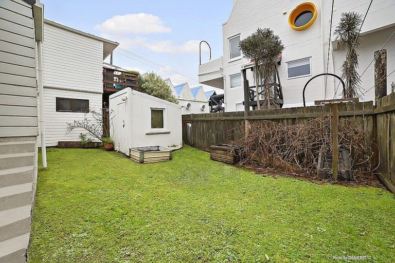 Photo of property in 19 Tapiri Street, Hataitai, Wellington, 6021