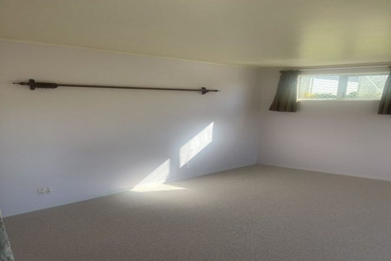 Photo of property in 84a Creswick Terrace, Northland, Wellington, 6012
