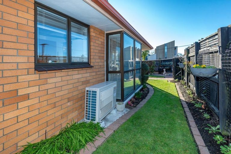 Photo of property in 39a Kilmarnock Street, Riccarton, Christchurch, 8011