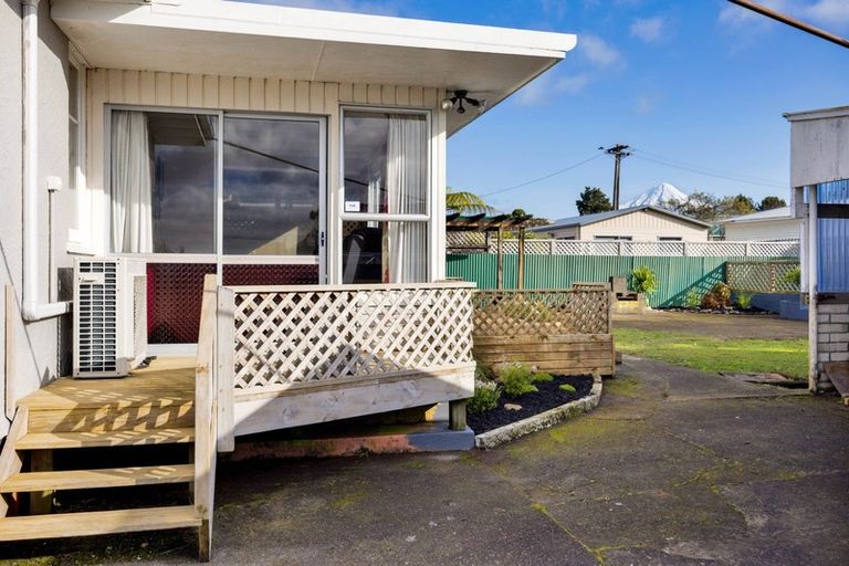 Photo of property in 8 Curtis Street, Stratford, 4332