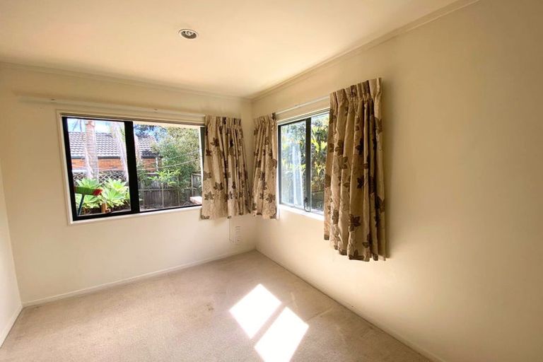 Photo of property in 27 Kona Crescent, Henderson, Auckland, 0610