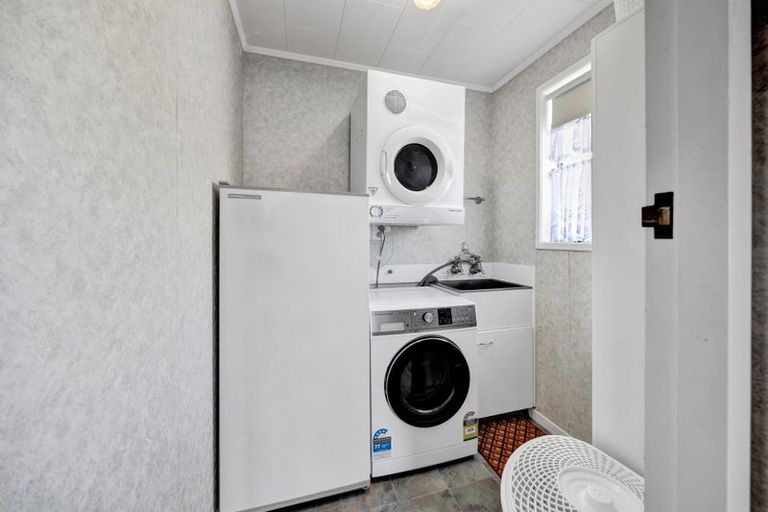 Photo of property in 35 Murdoch Street, Hawera, 4610