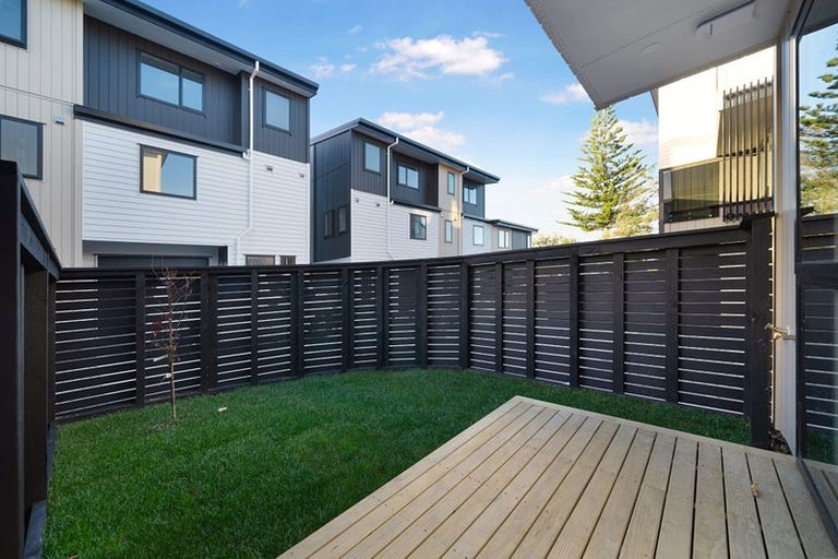 Photo of property in 12/13 Arawa Street, New Lynn, Auckland, 0600