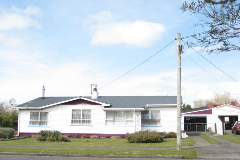 Photo of property in 55 Cloten Road, Stratford, 4332