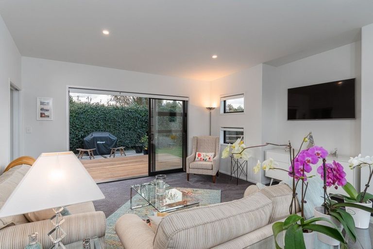 Photo of property in 3a James Kidd Place, Greytown, 5712