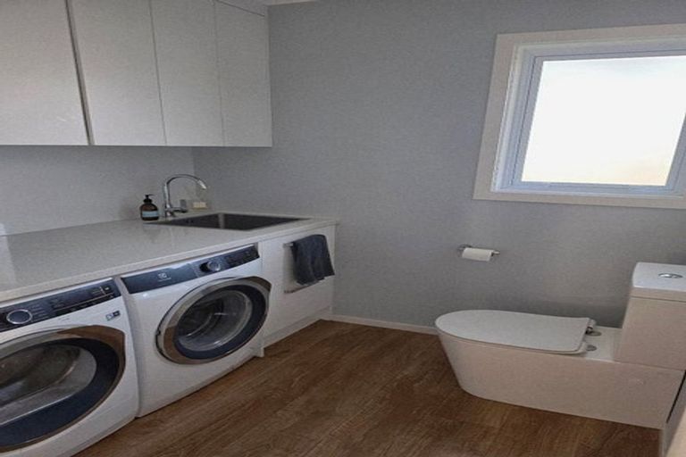 Photo of property in 13 Surrey Street, Stratford, 4332