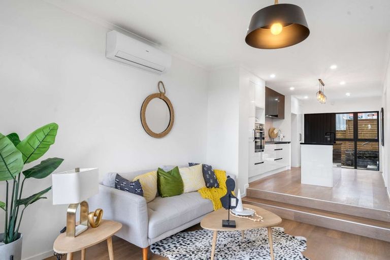 Photo of property in 10/32 Brandon Road, Glen Eden, Auckland, 0602
