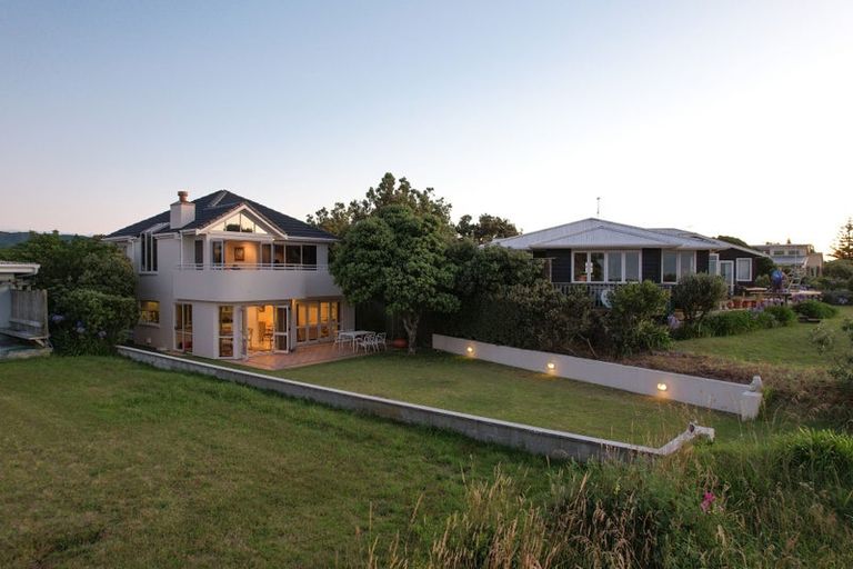 Photo of property in 99b Manly Street, Paraparaumu Beach, Paraparaumu, 5032