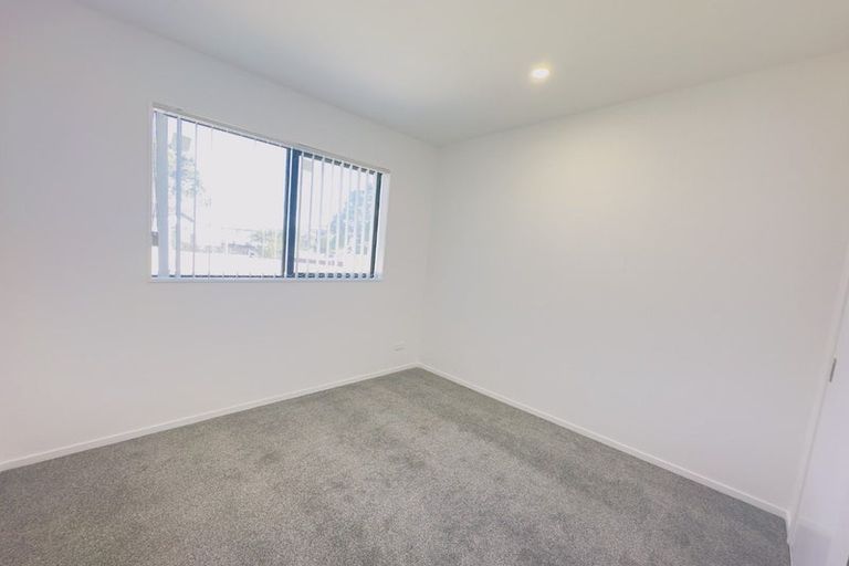 Photo of property in 20a Brentford Place, Manurewa, Auckland, 2102