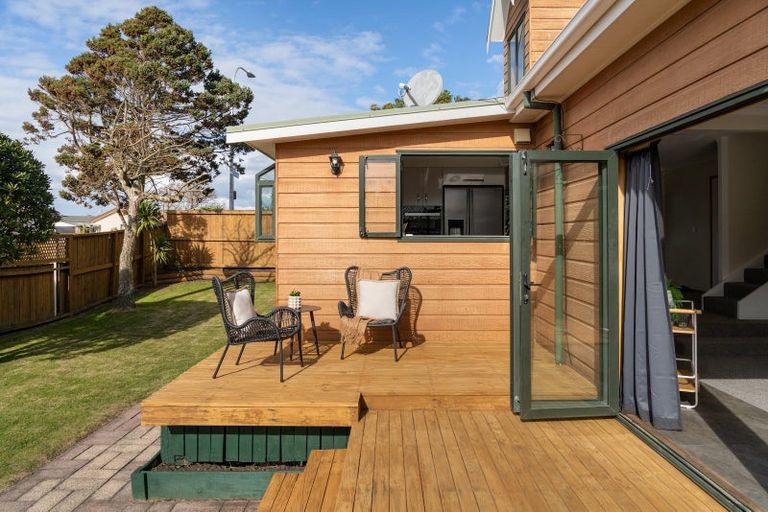 Photo of property in 16a Hartford Avenue, Papamoa Beach, Papamoa, 3118