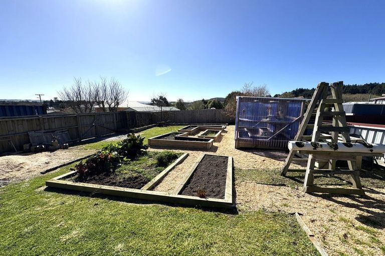 Photo of property in 82 Salcombe Street, Kaitangata, 9210