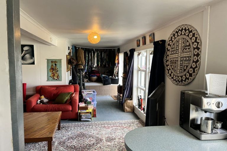 Photo of property in 84 Shetland Street, Glen Eden, Auckland, 0602