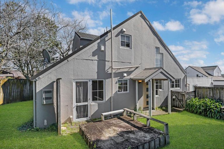 Photo of property in 2/163 Whitford Road, Somerville, Auckland, 2014