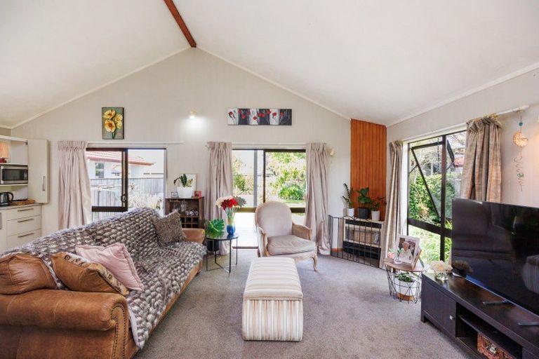 Photo of property in 54 Roy Street, Palmerston North, 4410