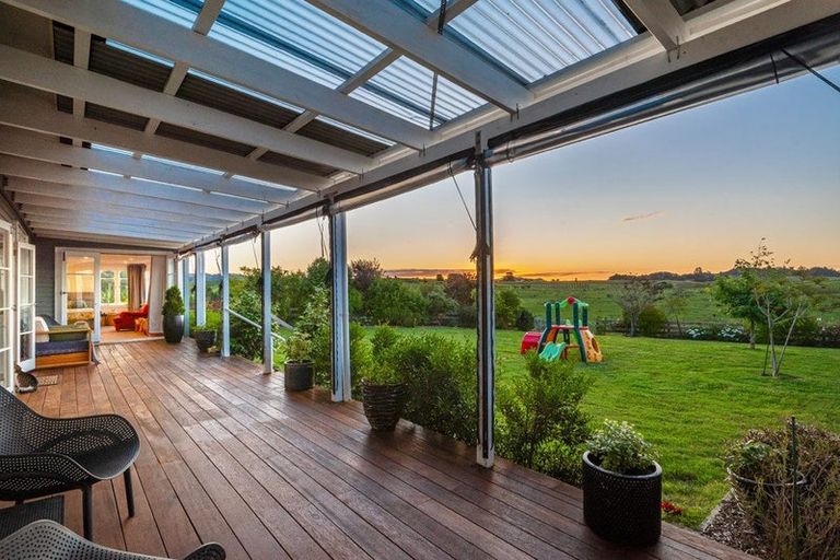 Photo of property in 44 Arone Way, Wainui, Silverdale, 0994