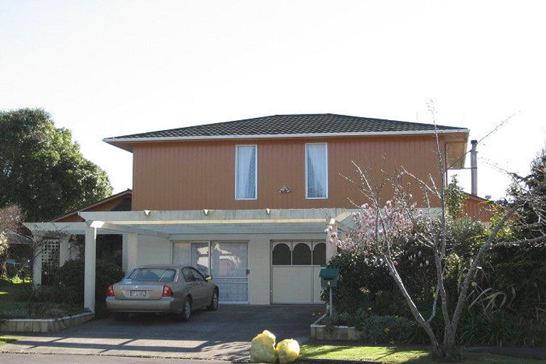 Photo of property in 4 Mcdonald Place, Marton, 4710