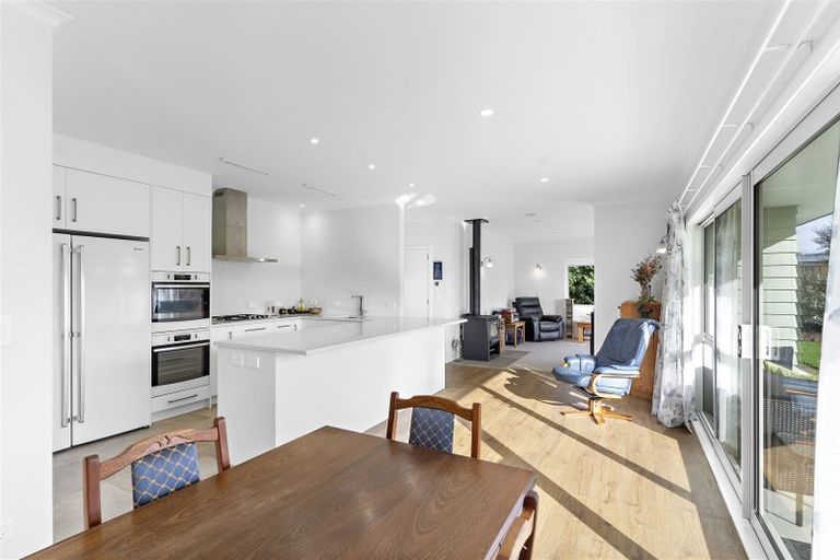 Photo of property in 672e Te Whiti Road, Te Whiti, Masterton, 5884