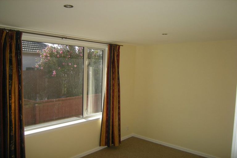 Photo of property in 162 Springs Road, Hornby, Christchurch, 8042