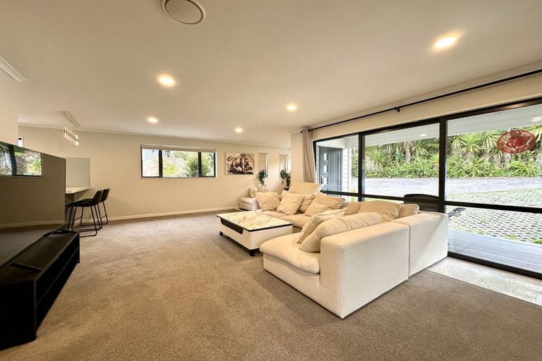 Photo of property in 21a Fairmount Road, Titirangi, Auckland, 0604