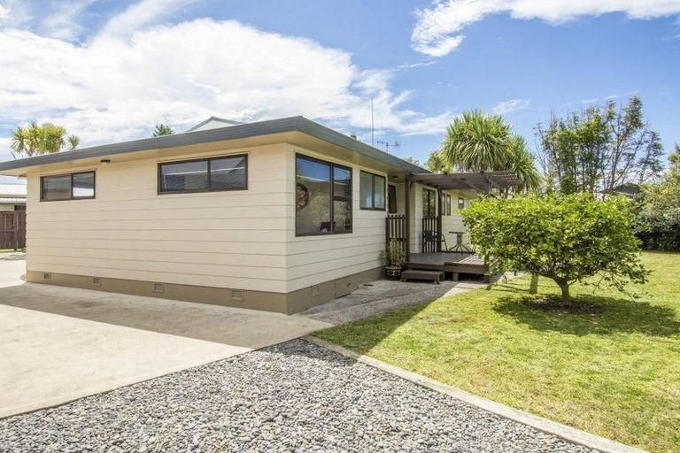 Photo of property in 14 Mahina Place, Mount Maunganui, 3116