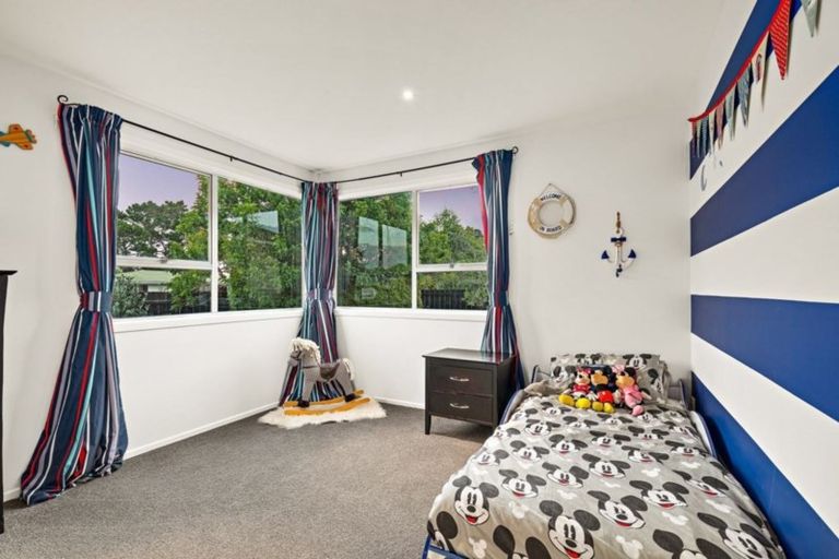 Photo of property in 40 Hartley Terrace, Massey, Auckland, 0614