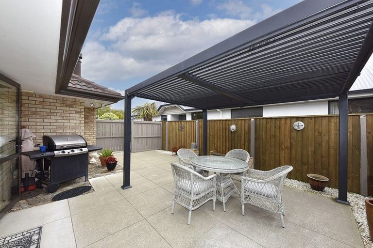 Photo of property in 23 Sycamore Close, Rangiora, 7400