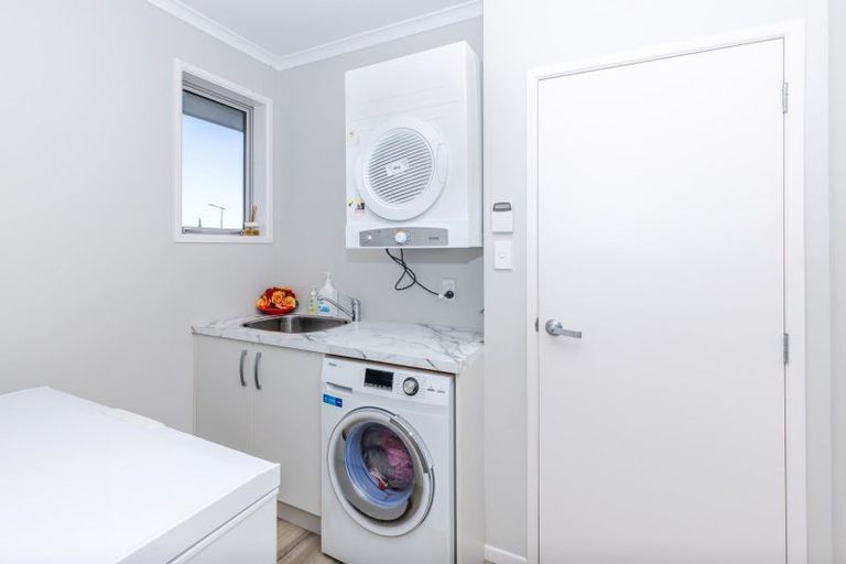 Photo of property in 16 Carlingford Rise, Dinsdale, Hamilton, 3204