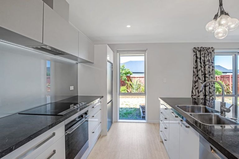 Photo of property in 22 Carrick Place, Rolleston, 7614