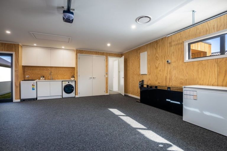 Photo of property in 20b Gordon Street, Glen Avon, New Plymouth, 4312