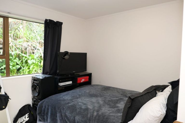 Photo of property in 67 Kotare Street, Waikanae, 5036