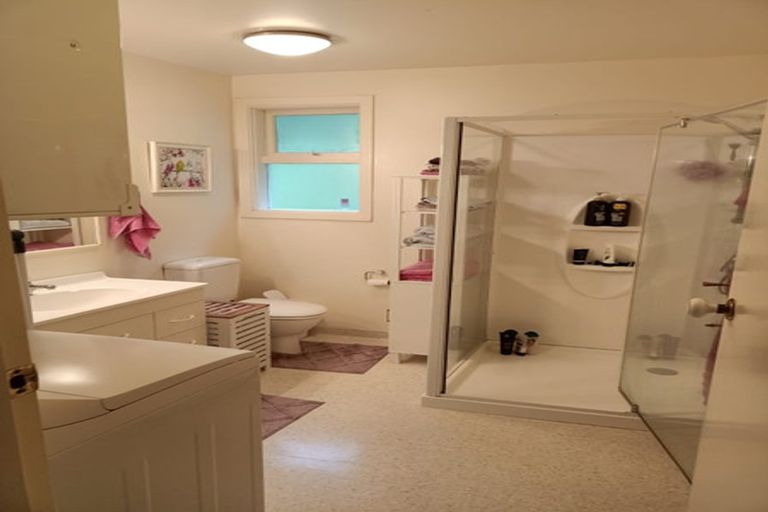 Photo of property in Parkland Flats, 19/51u Adams Terrace, Kelburn, Wellington, 6021