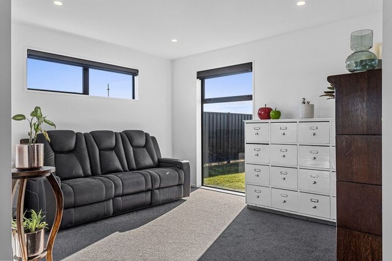 Photo of property in 22 Isa-lei Road, Kaiapoi, 7630