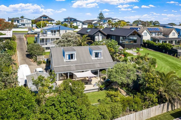 Photo of property in 52b Tiri Road, Manly, Whangaparaoa, 0930