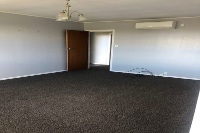 Photo of property in 8 Branscombe Street, Johnsonville, Wellington, 6037