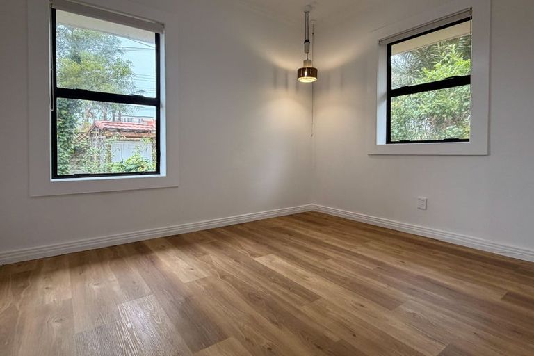 Photo of property in 9 Jutland Road, Hauraki, Auckland, 0622