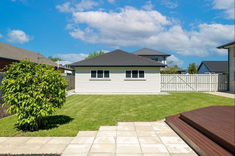 Photo of property in 100a Aorangi Road, Bryndwr, Christchurch, 8053