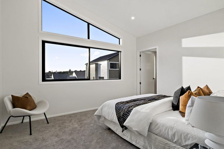 Photo of property in 6 Stockade View Lane, Howick, 2014