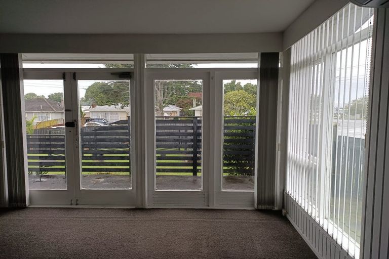 Photo of property in 19 Fields Road, Manurewa, Auckland, 2102