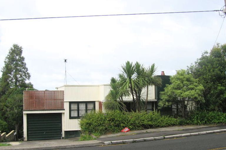 Photo of property in 234 Godley Road, Titirangi, Auckland, 0604