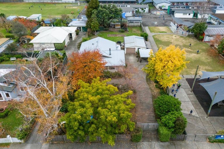 Photo of property in 3 Moeller Street, Taradale, Napier, 4112