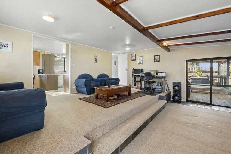 Photo of property in 30 Rahiri Street, Waitara, 4320